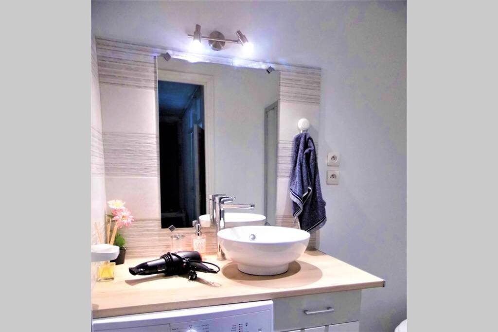 2 Spacious Bedrooms Near Riquier Station! نيس المظهر الخارجي الصورة